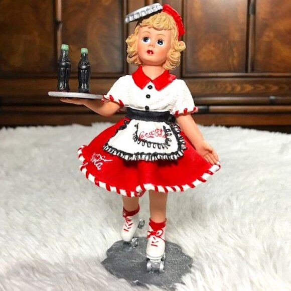 Vintage Coca-Cola x Madame Alexander "Doll Face" Carhop Figurine - Picture 1 of 10